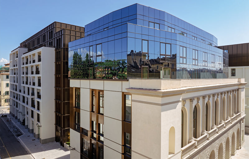 Teatro Luxury Apartments Firenze x 77 Cintro Fire Extinguisher Cover