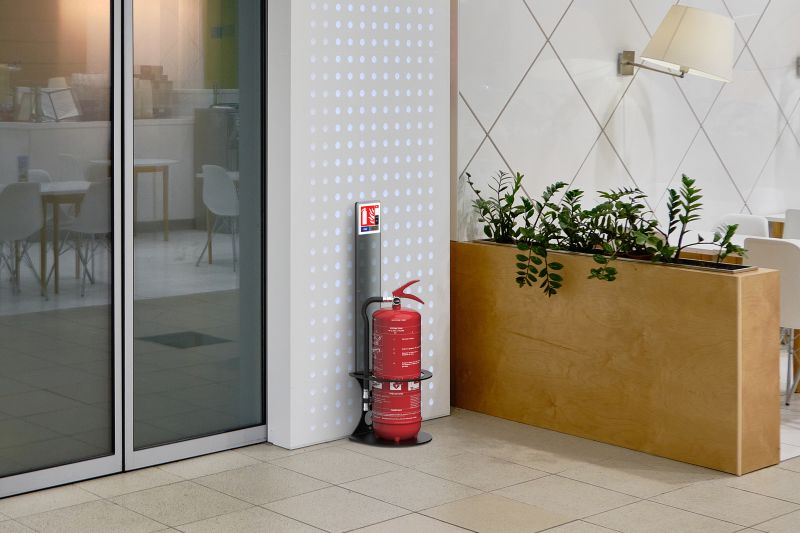 Do Fire Extinguishers Need Stand Support?
