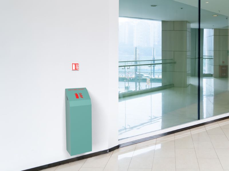 Does a fire extinguisher need to be visible?